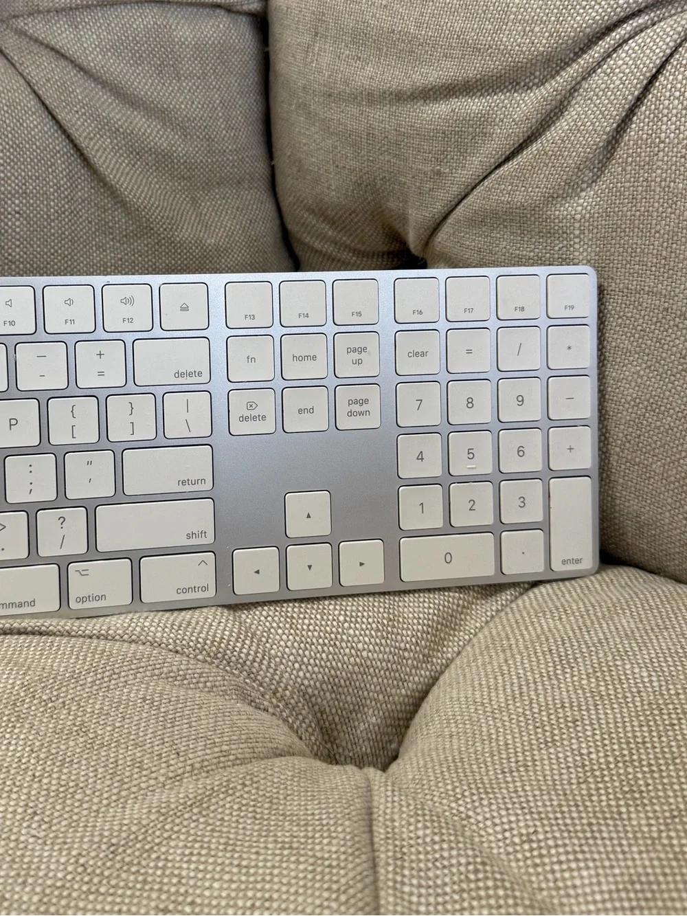 🍏Apple Magic Keyboard Wireless Model A1843 - Used